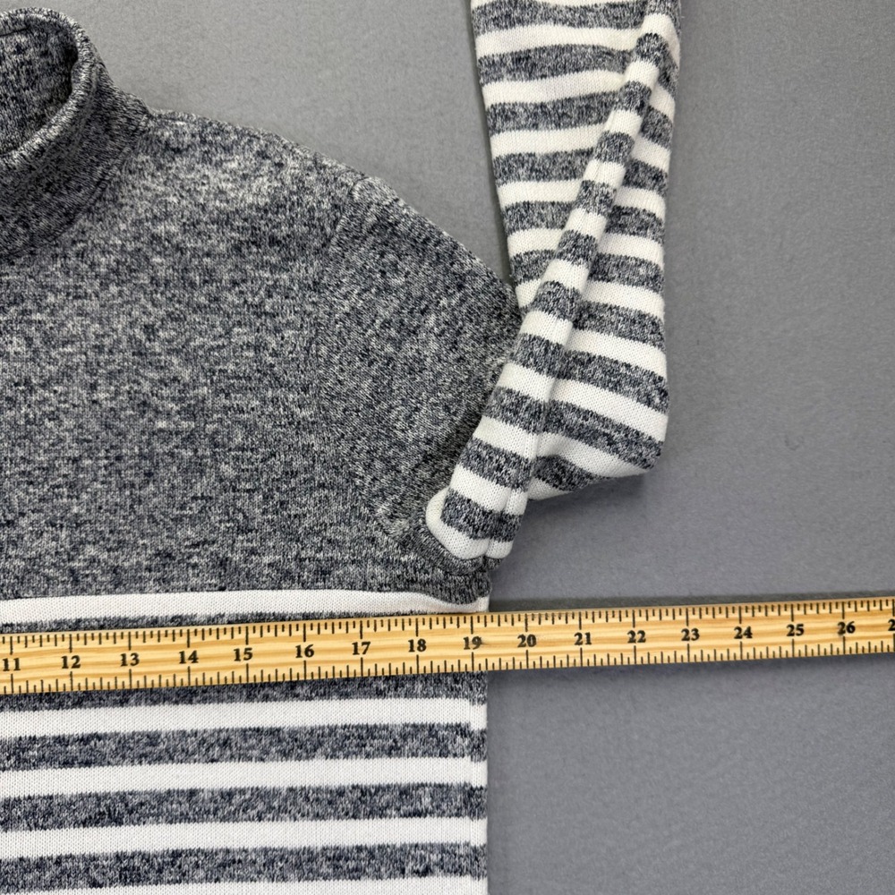 T by Talbots Womens Gray White Striped Fleece Mock Neck Button Pullover Medium - Picture 4 of 9